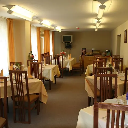 Hotel Baneasa Parc 3*