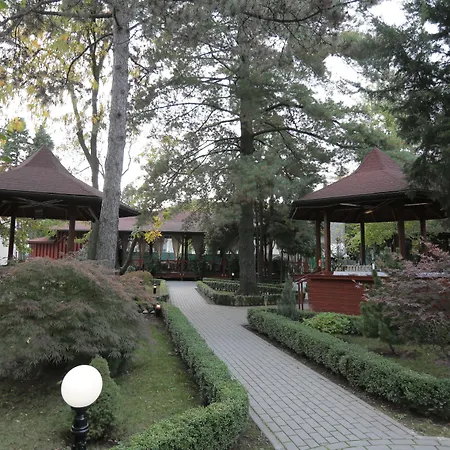 Hotel Baneasa Parc 3*