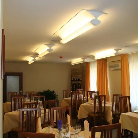 Baneasa Parc 3*