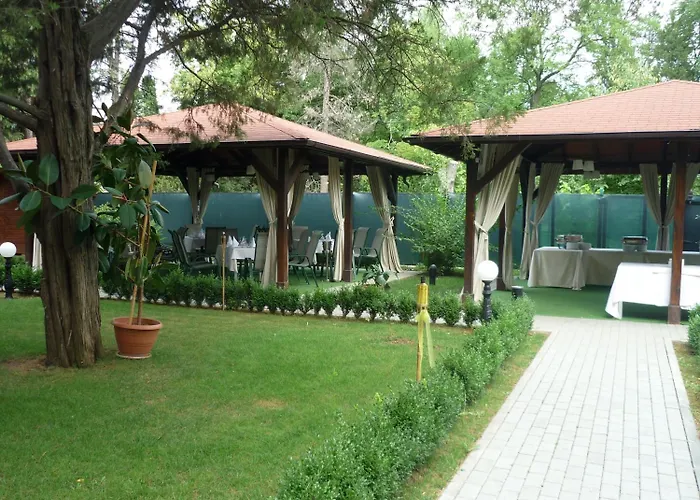 Baneasa Parc ホテル
