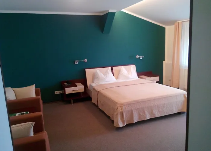Baneasa Parc 3*