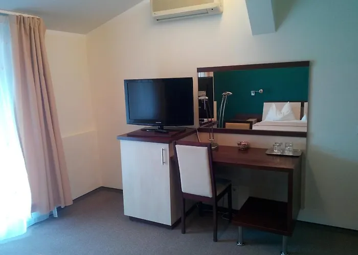 Ξενοδοχείο Baneasa Parc 3*